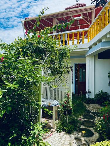 Giardino, CASA MOSAICO in Puerto Lopez