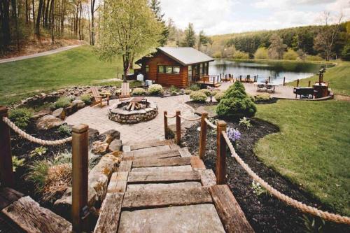 Lake with Dock and Hot Tub Hocking Hills Cabin - image 7