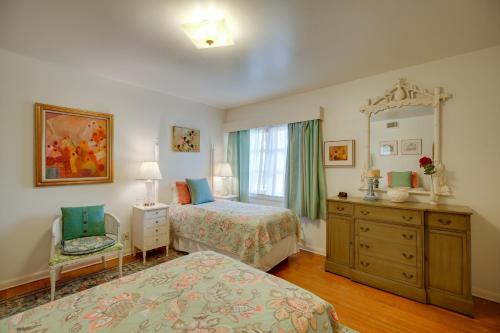 Eclectic San Antonio Home with 2 Patios 5 Mi to Dtwn - image 11