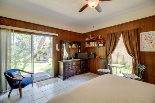 Eclectic San Antonio Home with 2 Patios 5 Mi to Dtwn - image 7