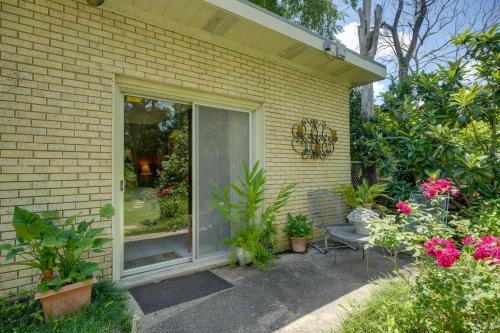 Eclectic San Antonio Home with 2 Patios 5 Mi to Dtwn - image 9