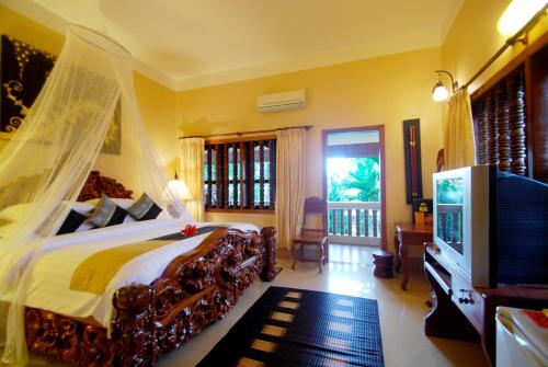 Shining Angkor Boutique Hotel