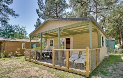 Cozy Home In La Faute-sur-mer With Outdoor Swimming Pool