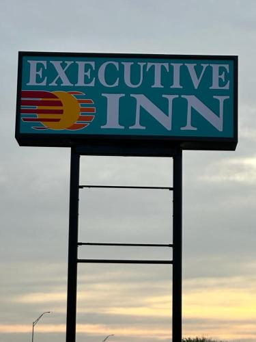Executive Inn Robstown - image 13