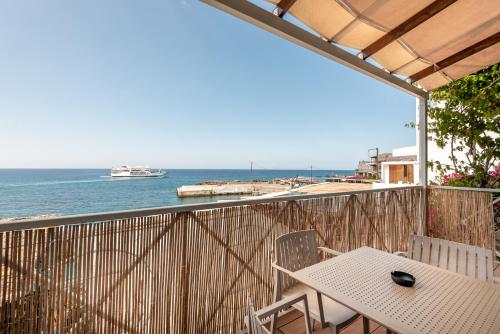 Superb apartmentS Kriaras sea view in Sfakia