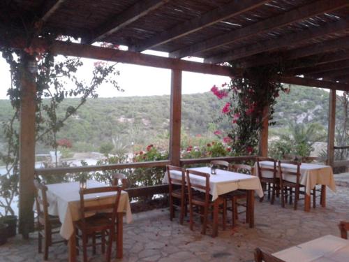 餐廳, 加夫多斯公主公寓式酒店 (Gavdos Princess) in 盧特羅史法基昂