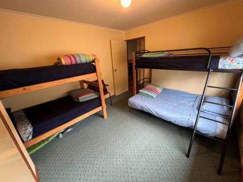 Three-Bedroom House image 2