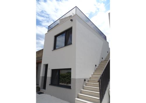 Modern Small House with a Terrace, Split (fotografie 2)