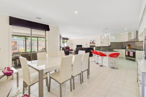 Four-Bedroom House room in Blissful Beach Retreat - Phillip Island