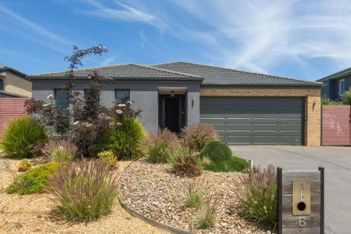 Four-Bedroom House image 8