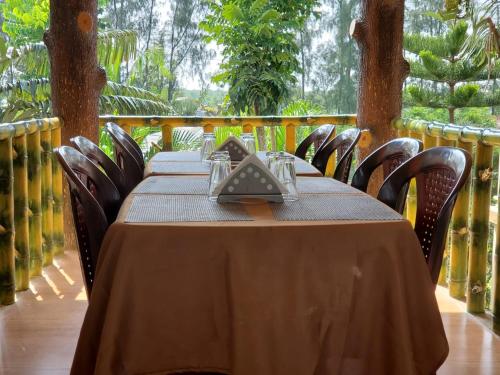 Skats, Sundarban Tiger Roar Resort in Hamilton Abad