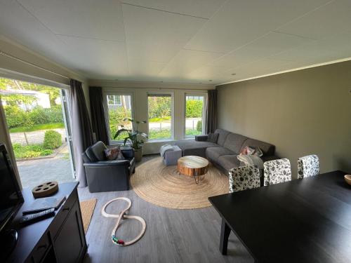 Forest Family 6 persoons op 5 sterren park in 比克卑尔根