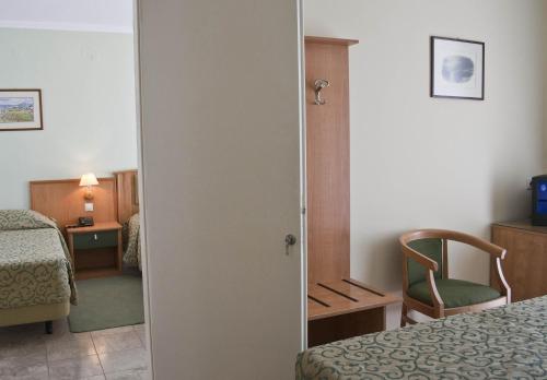 Tolon Holidays Hotel - image 6