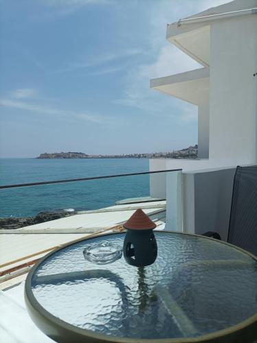 Beachfront apartment 1