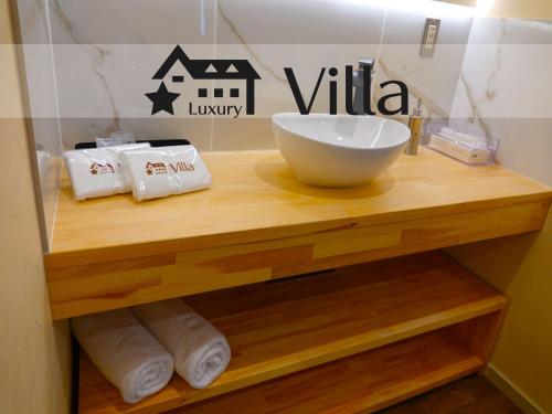 Villa image 10