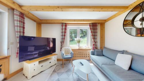 Cosy apartment surrounded by nature in Varen - Salgesch region