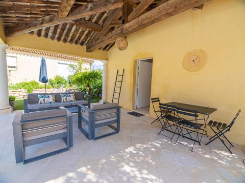 Удобства, Villa Syracuse - Chambre privée avec piscine et jardin (Villa Syracuse - Chambre privee avec piscine et jardin) in Коголин