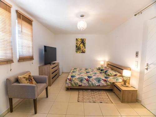 Удобства, Villa Syracuse - Chambre privée avec piscine et jardin (Villa Syracuse - Chambre privee avec piscine et jardin) in Коголин