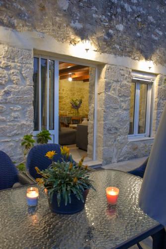 Maria's cottage house in Episkopi
