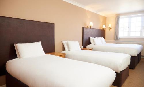 Bear Hotel by Greene King Inns Room Type - Family Room (2 Adults + 2 Children)