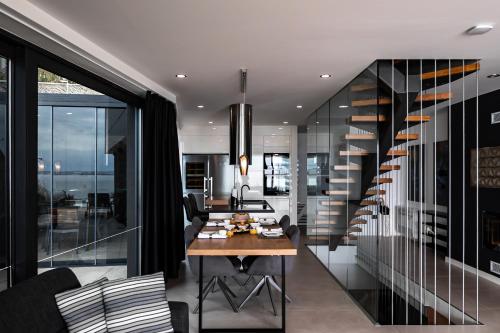 Villa Infinity - Luxurious seaview Villa with enchanting Pool, Kali (foto 3)
