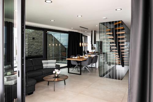 Villa Infinity - Luxurious seaview Villa with enchanting Pool, Kali (foto 9)