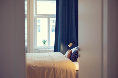 The 77 EMMA, Viena