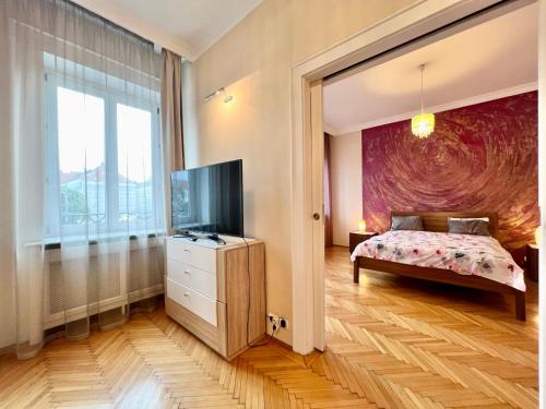 Exclusive Colourful Flat in the city, Budapest (photo 6)