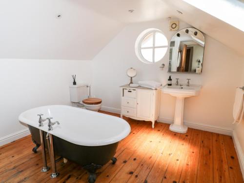 A szálláshely kívülről, The Old Stables in Egyéb