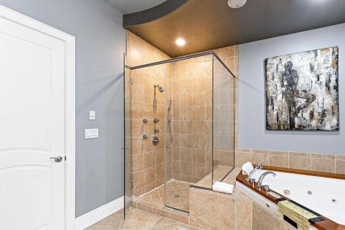 Turquoise Place Unit 2205D - image 8