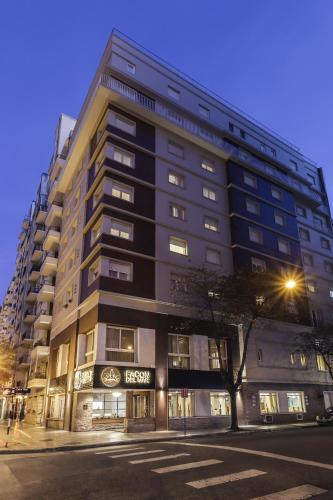 Facon Del Mar Hotel - 출입구