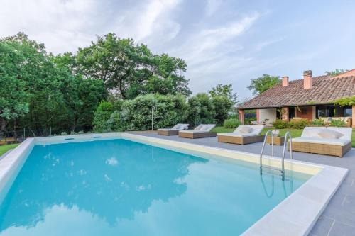 Cà Uvenere, Modern Farmhouse with Pool