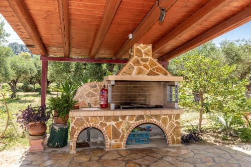 Arazzo Holiday Villa - image 14