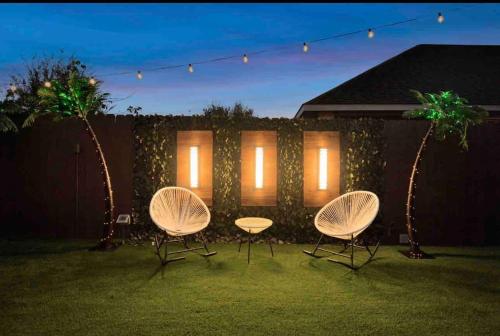 Luxe Downtown Retreat•Hot tub • Fire pit. Sleeps16 in Houston, USA