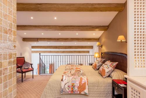 Hotel Byblos Saint-Tropez - main image