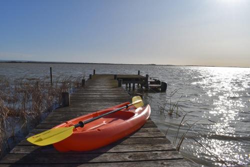 Hindmarsh Hideaway- Waterfront pet friendly NBN Private jetty