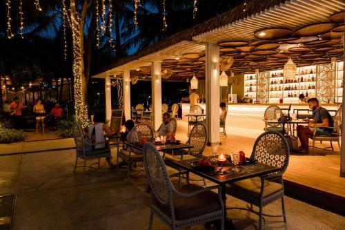 Bar/lounge, Salinda Resort Phu Quoc - Sparkling Wine Breakfast in Phu Quoc Island
