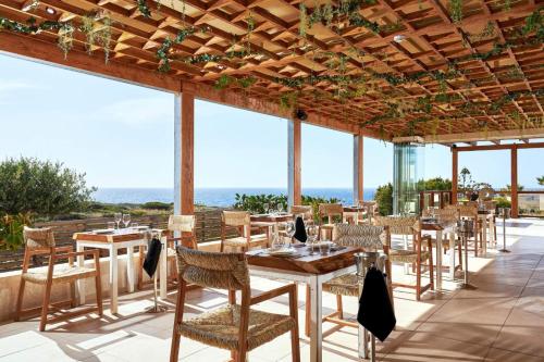 Restaurant, Vasia Sea Retreat in Sissi