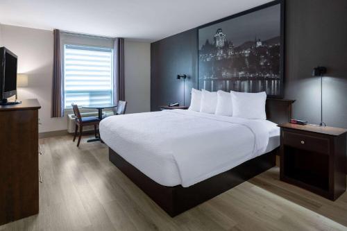 Super 8 by Wyndham Quebec City