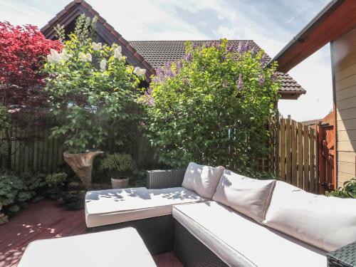 Exterior view, Swallow Lodge in Broomhill