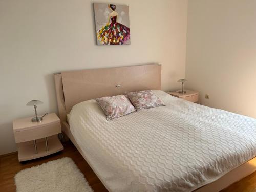 Blue Sun Apartment 5