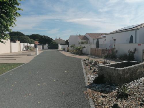 LE PACHA Maison avec piscine/parking/wifi/plages 5kms