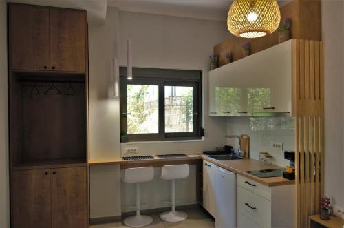 Antigonis Garden House 2