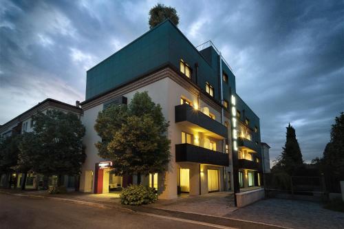 Exterior view, Hotel Corte Ongaro in Fiera