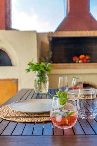 Doma Rooftop Apartment in Nea Alikarnassos