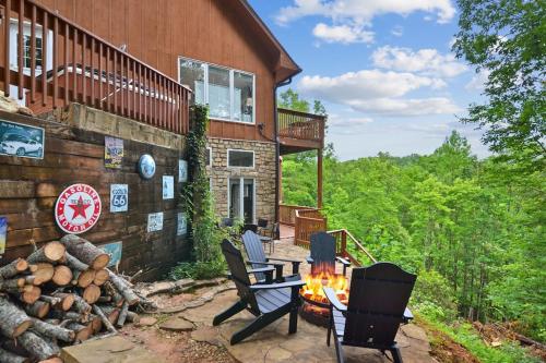 Lily's Lookout Lodge - Helen, GA