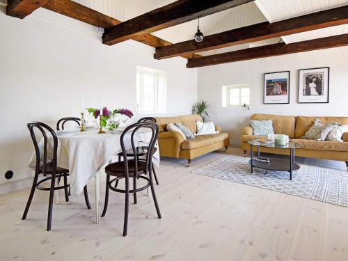 Faciliteiten, 6 person holiday home in HOVA-By Traum in Hova