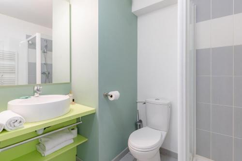 Appart’City Confort Tours - image 3