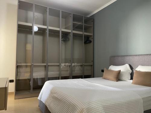Tirana LUX Apartments, Тирана (фото 4)