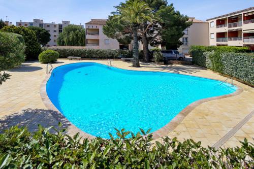 Nice and comfortable flat with pool in Bandol - Welkeys